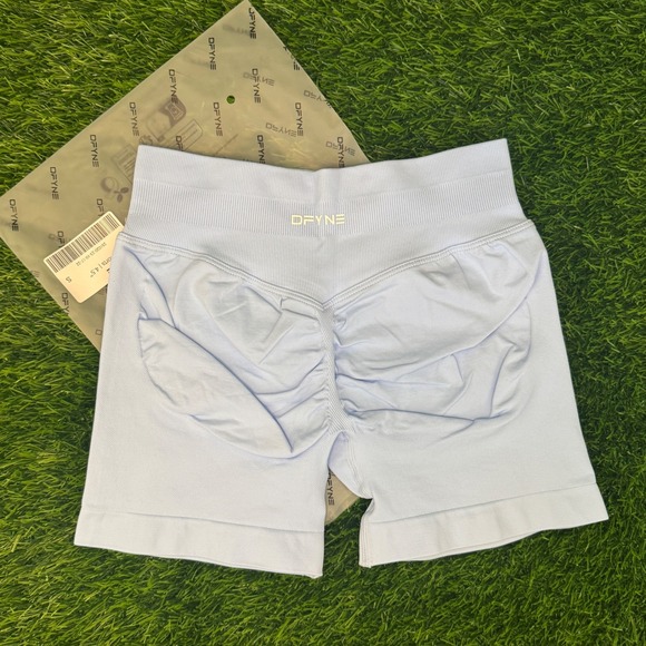 Dfyne Pants - Dfyne impact shorts 4.5" ice blue small